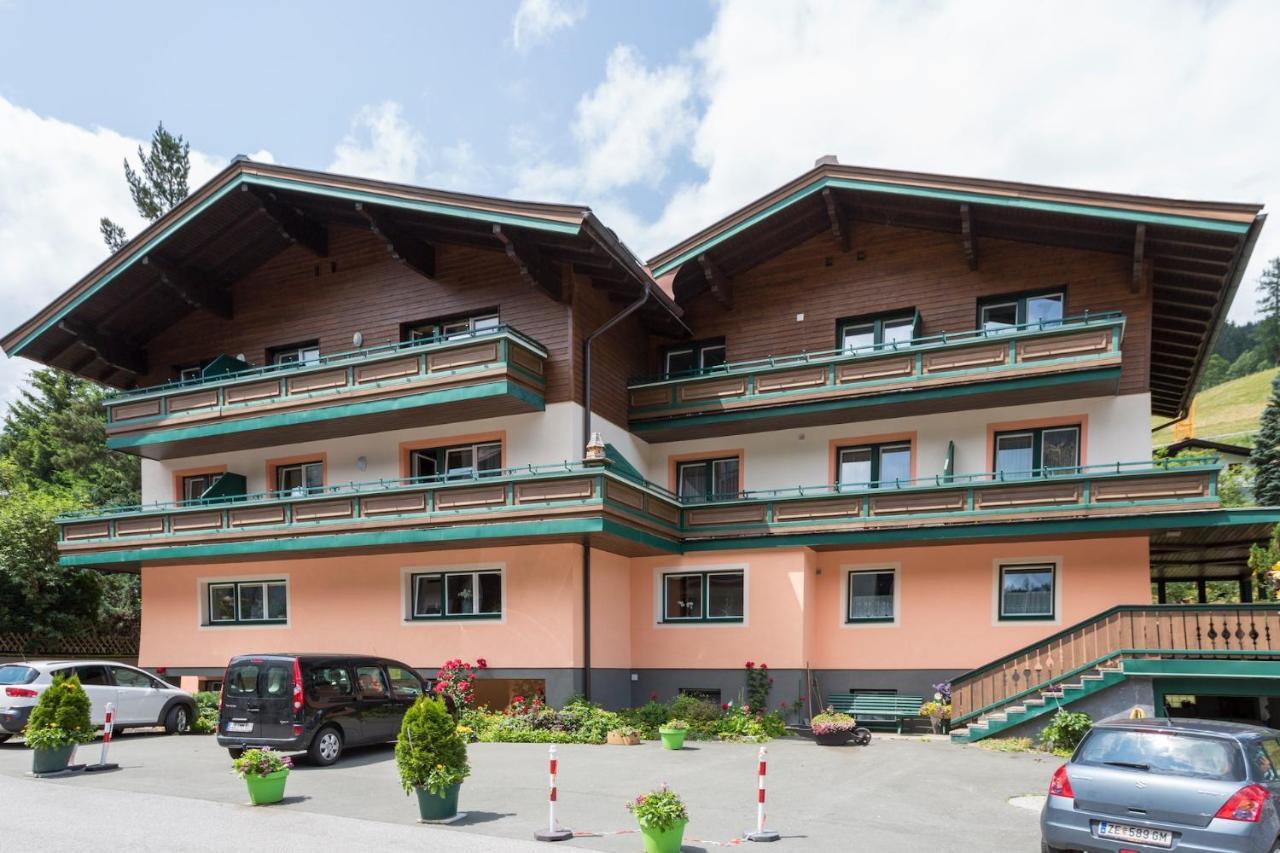 Pension Ahorn Зальбах-Хинтерглемм Экстерьер фото