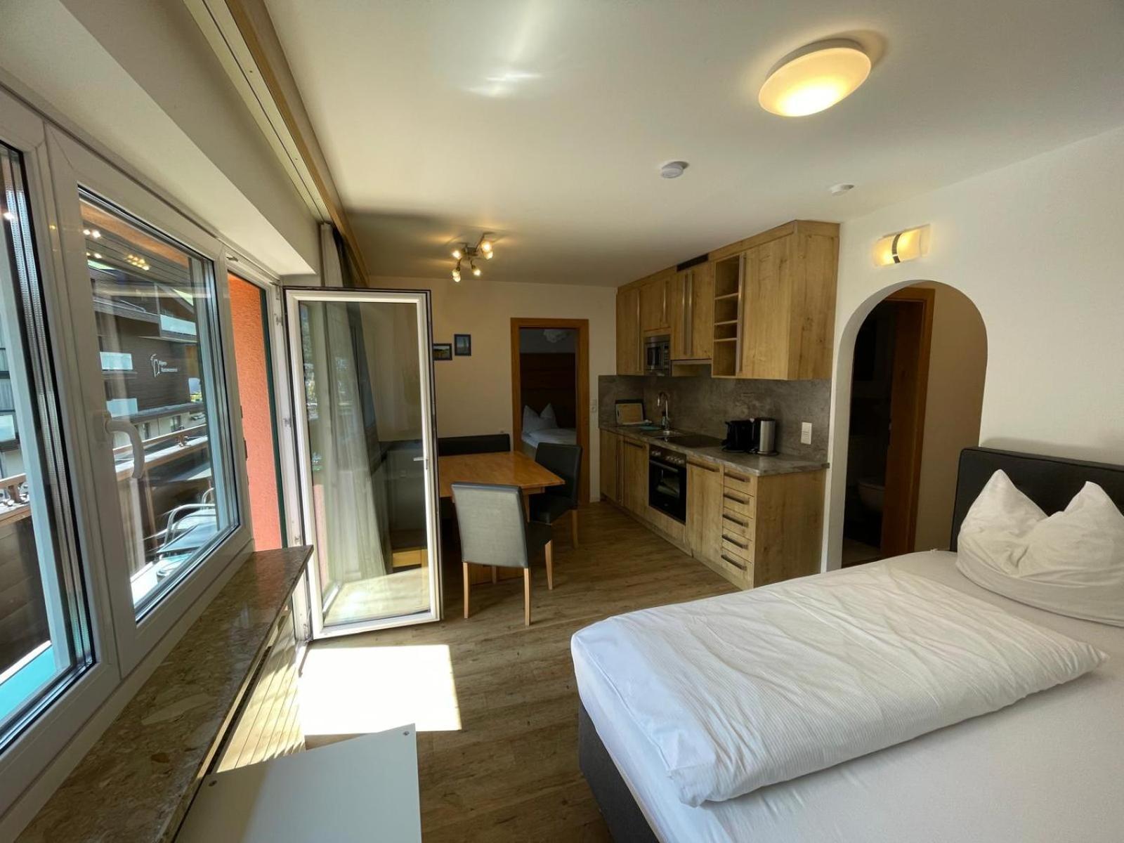 Pension Ahorn Зальбах-Хинтерглемм Экстерьер фото